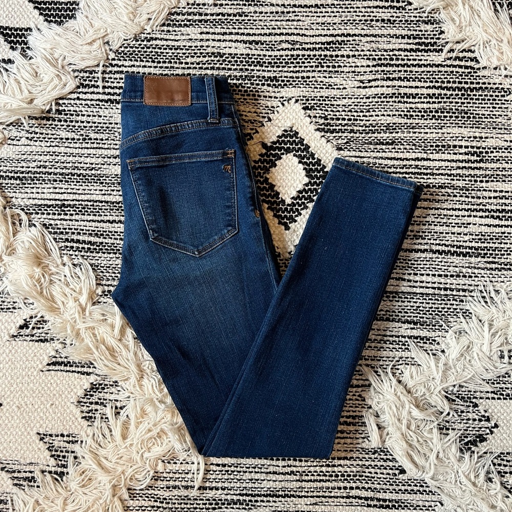 Madewell Roadtripper Jeans. Size 24.